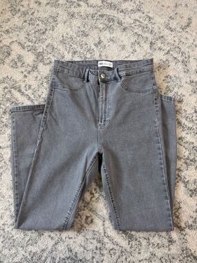 ZARA Stretch Mid-Rise Gray Slim Straight Jeans